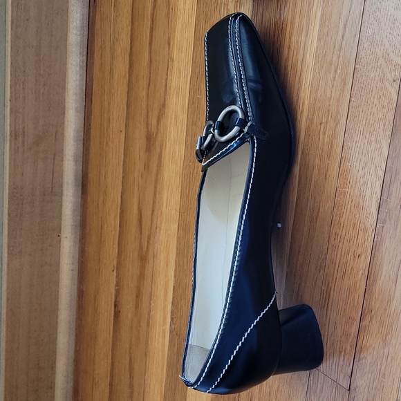 Prada low heel - Picture 6 of 8